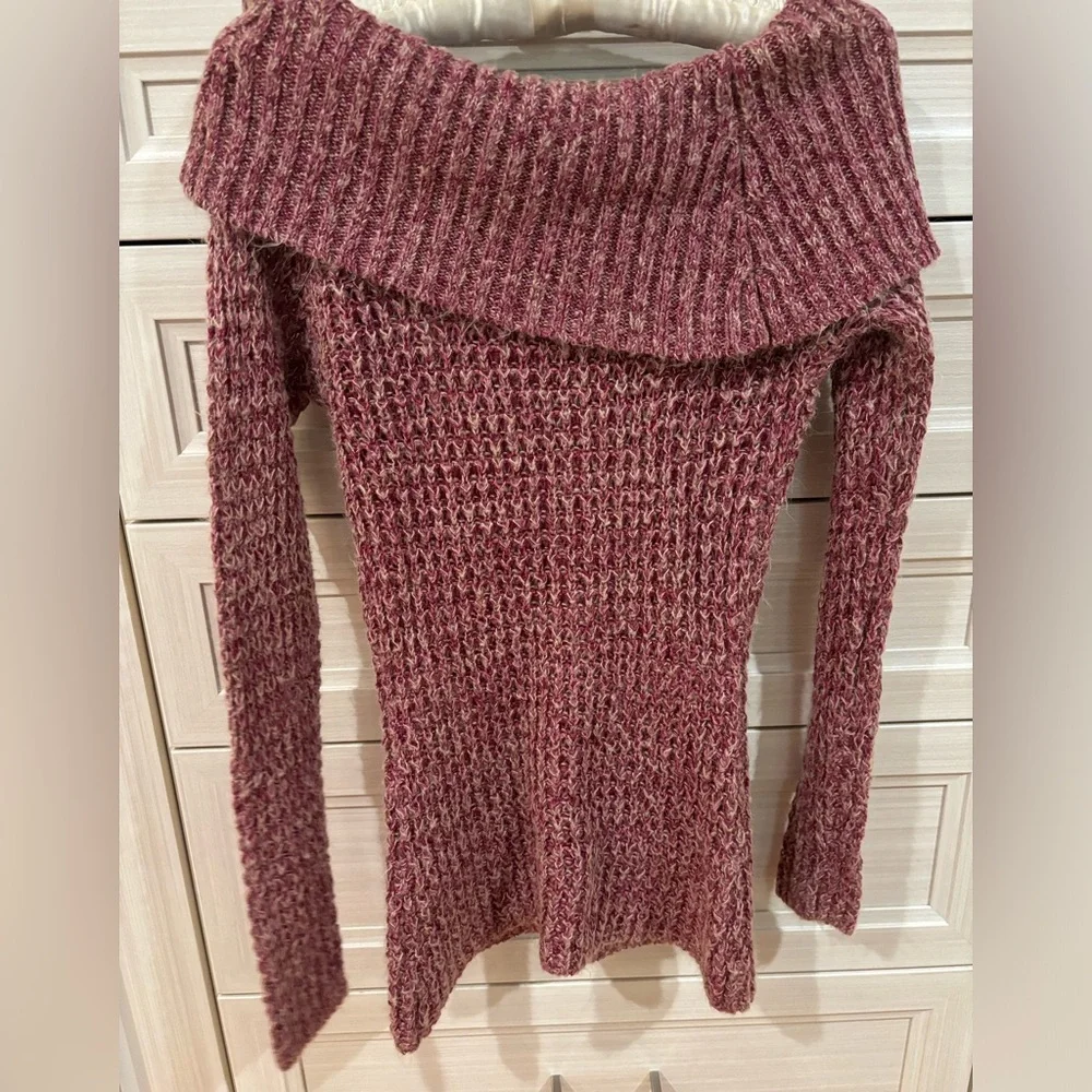 J.J. Always off the shoulder sweater - Picture 6 of 6